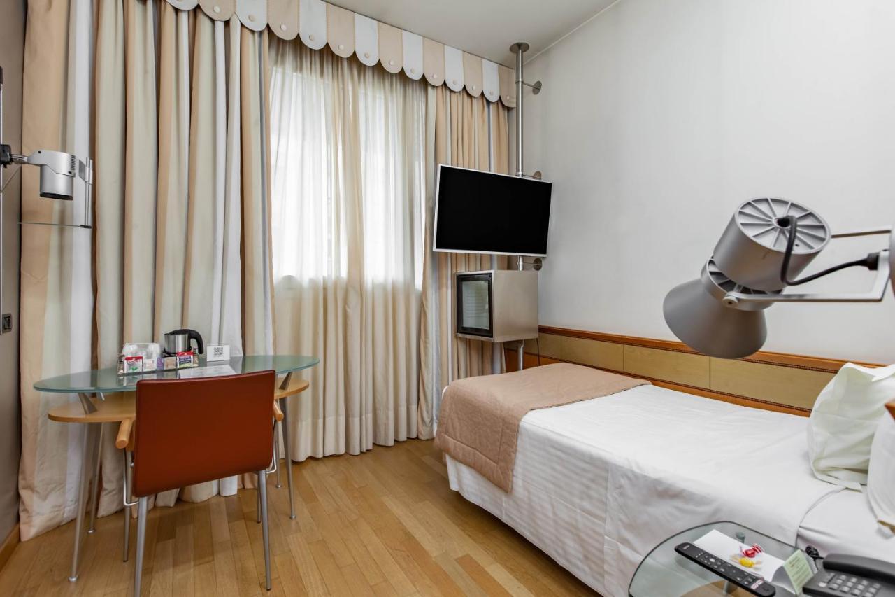Hotiday Hotel Milano Turro Exteriér fotografie